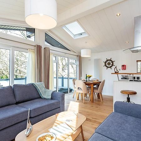 Woodside Bay Lodge Retreat Wootton Bridge  Esterno foto
