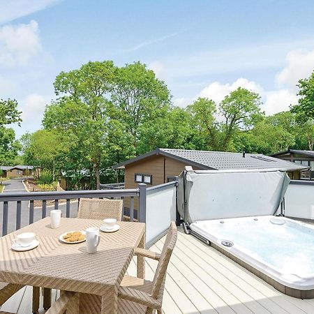 Woodside Bay Lodge Retreat Wootton Bridge  Esterno foto